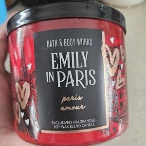 Bath & Body Works Red and Black Heart Candle